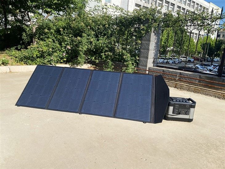 200 W prenosný solárny panel pre vonkajšie